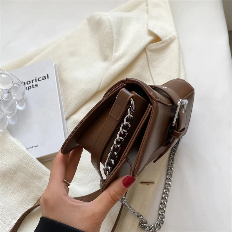 Sac à main rectangulaire à chaîne