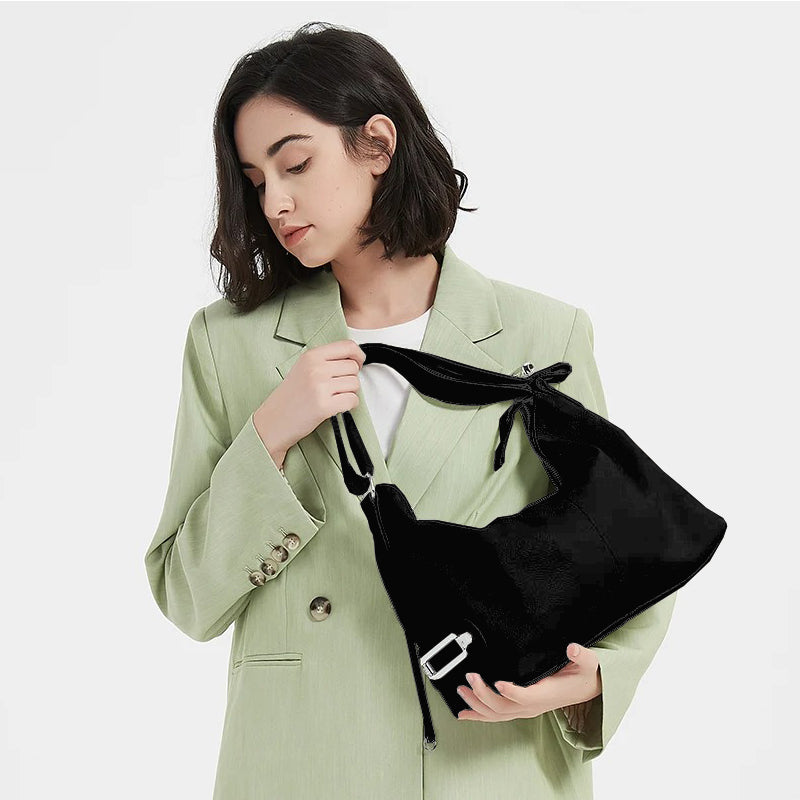 Sac à main cuir noir souple moderne