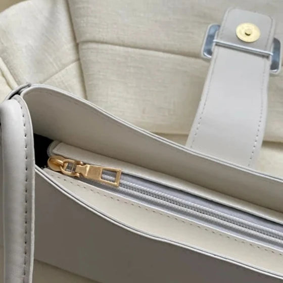 Petit sac à main moderne