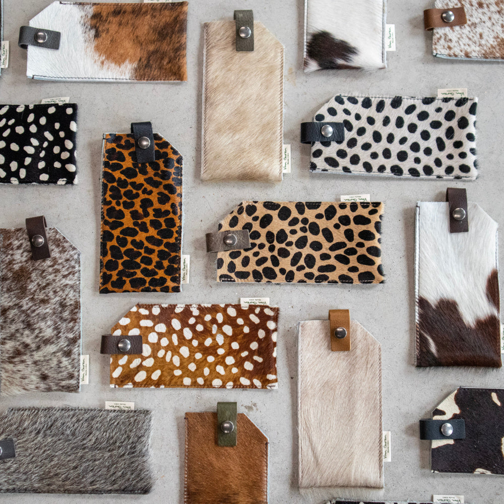 Étui à lunettes en peau de vache mini dalmatien, collection d'étuis à lunettes en cuir et peau de vache